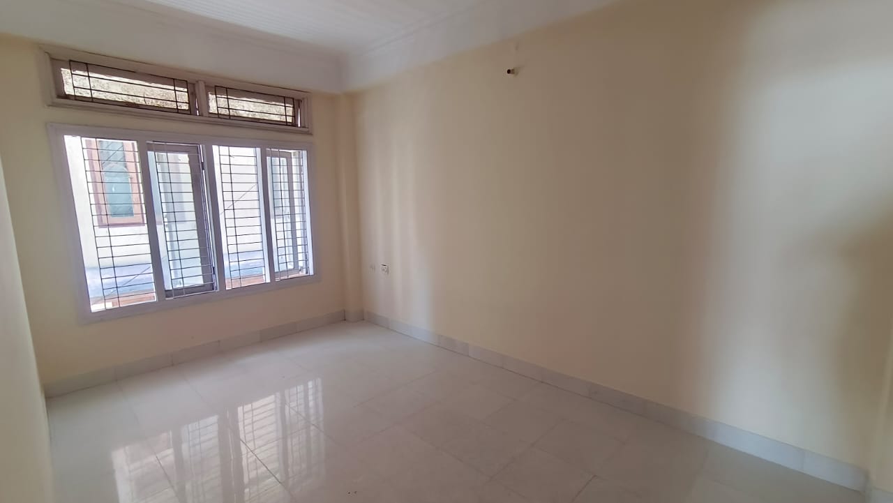 Unfurnished 3bhk in South Sarania, Manipuri Rajbari, Guwahati, Assam, India for Rent